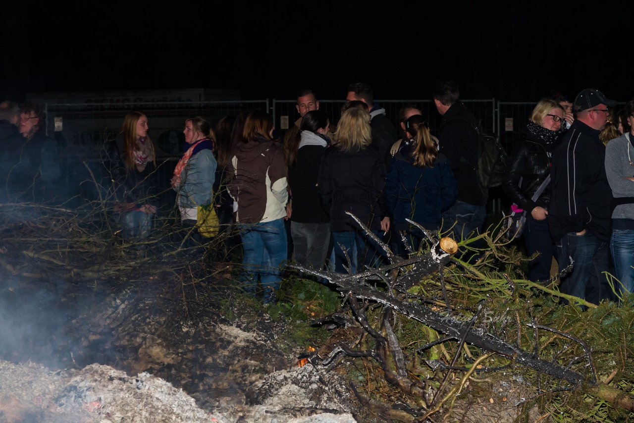 Bild 240 - Wiemersdorfer Osterfeuer